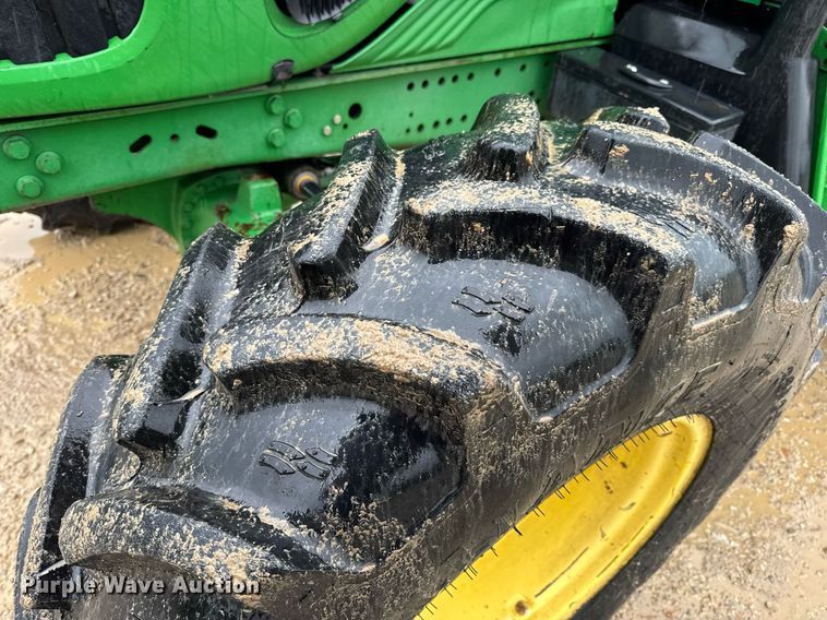 image for item DV4183 2010 John Deere 7130 MFWD tractor