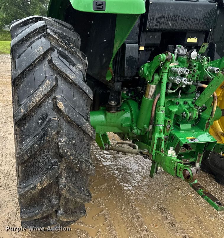 image for item DV4183 2010 John Deere 7130 MFWD tractor