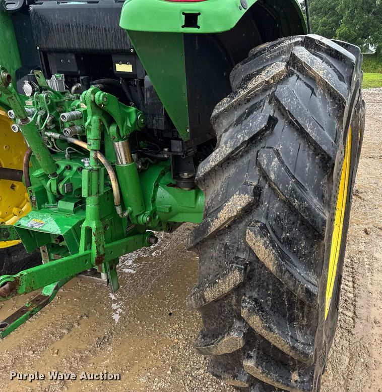 image for item DV4183 2010 John Deere 7130 MFWD tractor