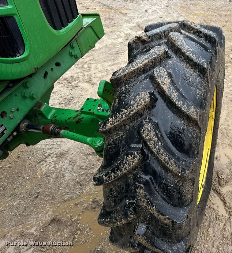 image for item DV4183 2010 John Deere 7130 MFWD tractor