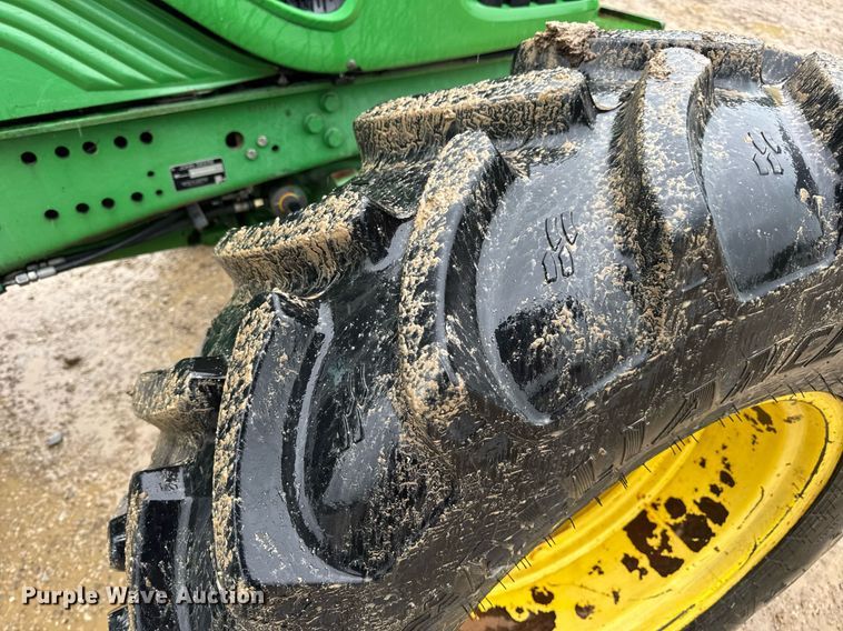 image for item DV4183 2010 John Deere 7130 MFWD tractor