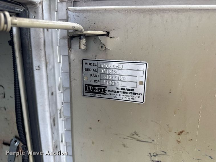 image for item DV4204 2002 Ford F550 Super Duty XL bucket truck