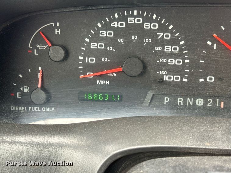 image for item DV4204 2002 Ford F550 Super Duty XL bucket truck