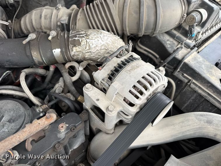 image for item DV4204 2002 Ford F550 Super Duty XL bucket truck