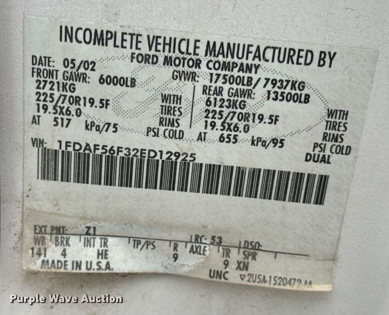 image for item DV4204 2002 Ford F550 Super Duty XL bucket truck