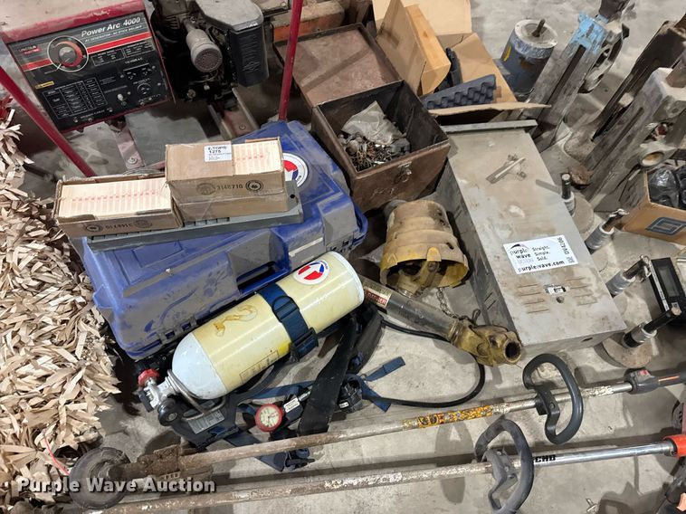 image for item DV4206 Tools