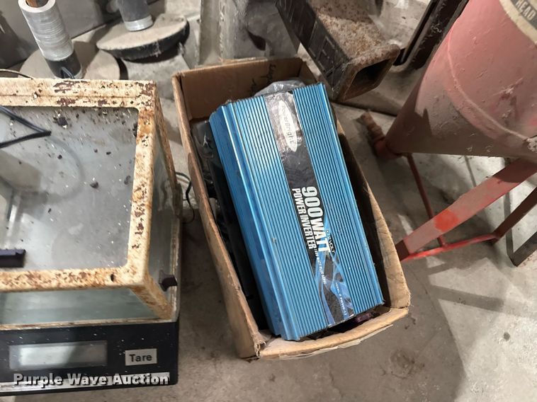 image for item DV4206 Tools