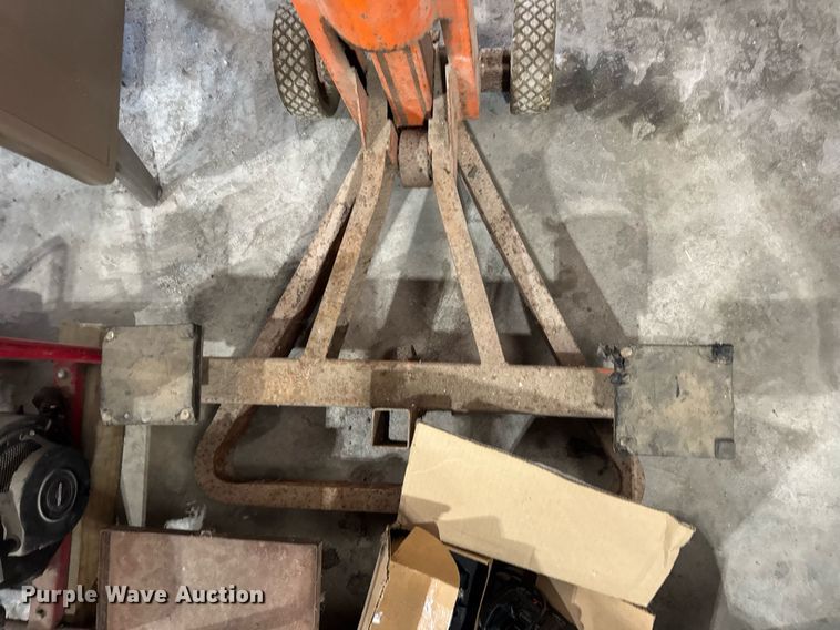 image for item DV4206 Tools