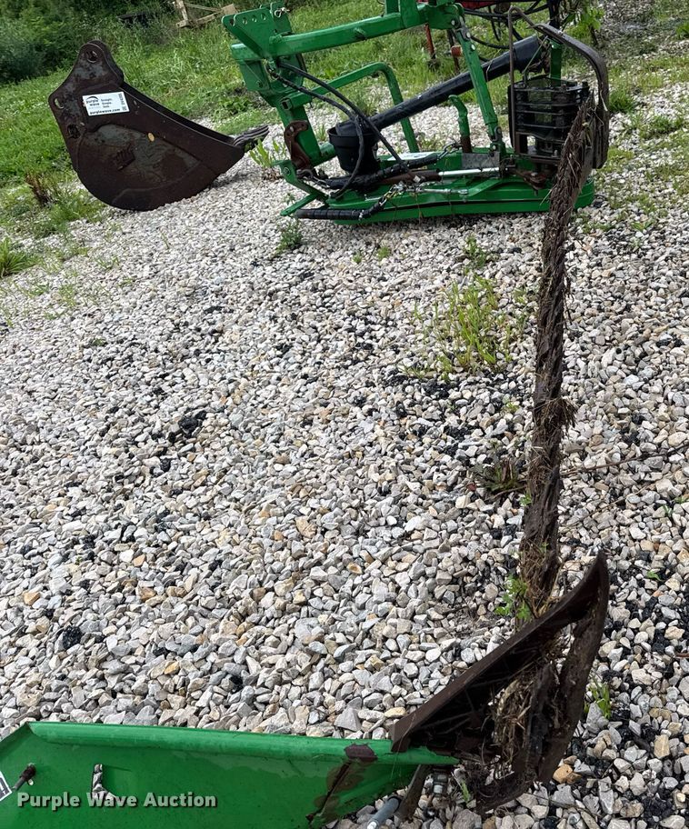 image for item DV4207 Frontier sickle bar cutter