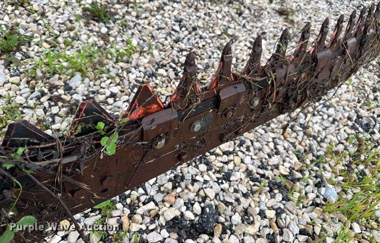 image for item DV4207 Frontier sickle bar cutter