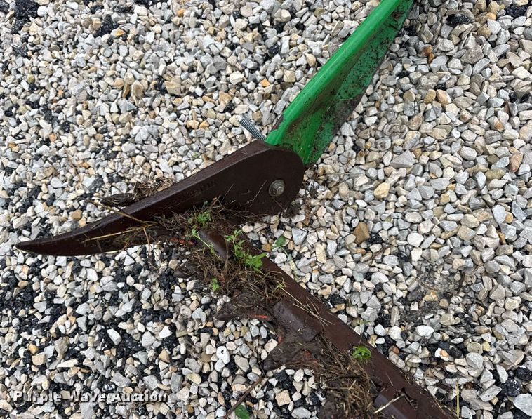 image for item DV4207 Frontier sickle bar cutter