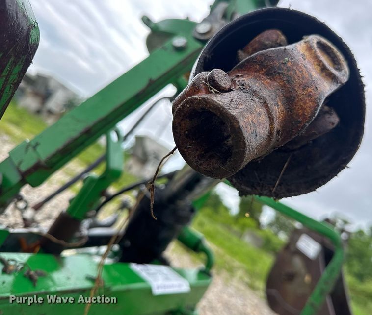 image for item DV4207 Frontier sickle bar cutter