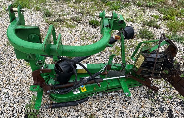 image for item DV4207 Frontier sickle bar cutter