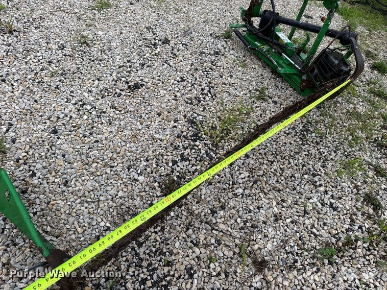 image for item DV4207 Frontier sickle bar cutter