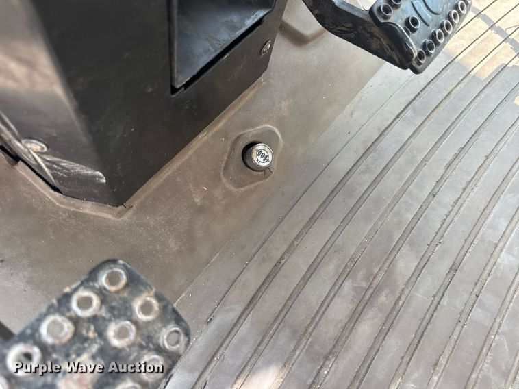 image for item DV4219 2011 John Deere 6430 MFWD tractor