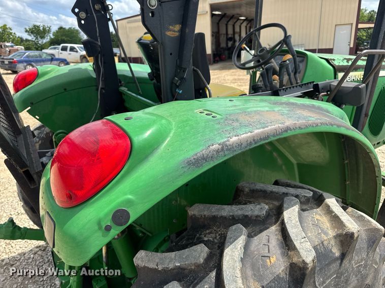 image for item DV4221 John Deere 6420 MFWD tractor