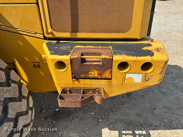 image for item DV4229 John Deere 444J wheel loader