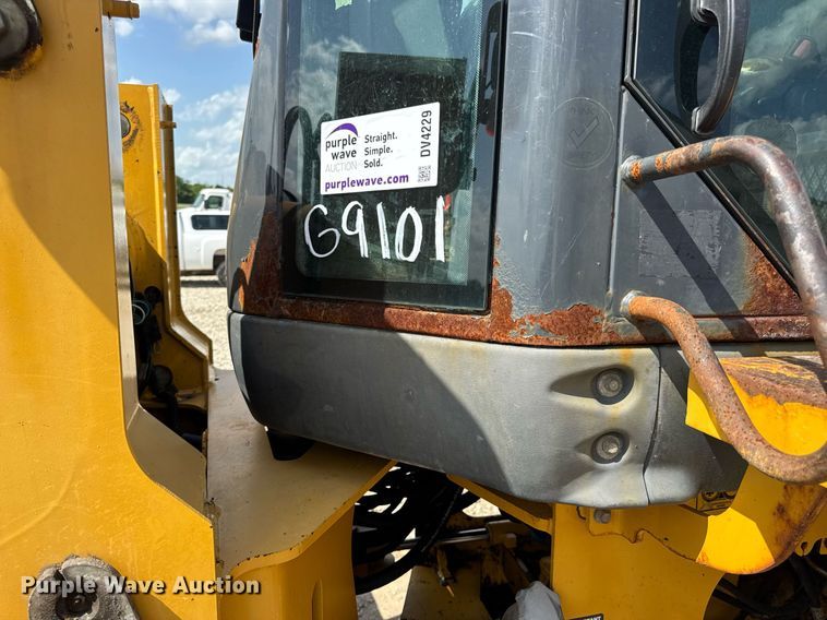 image for item DV4229 John Deere 444J wheel loader