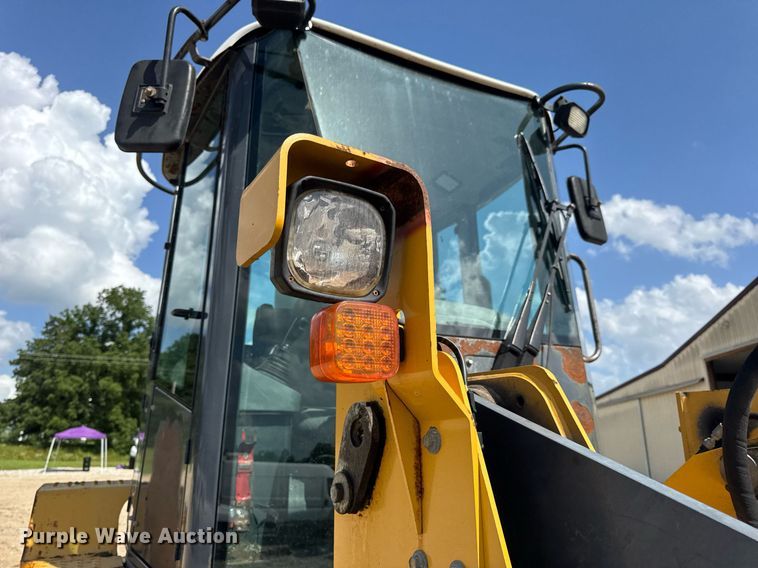 image for item DV4229 John Deere 444J wheel loader