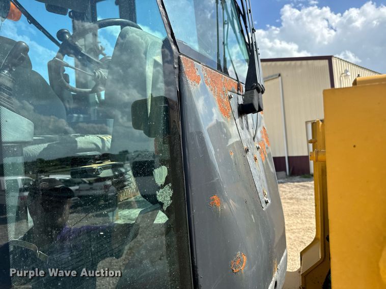 image for item DV4229 John Deere 444J wheel loader