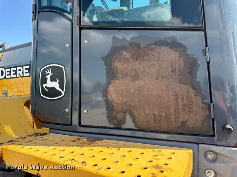 image for item DV4229 John Deere 444J wheel loader