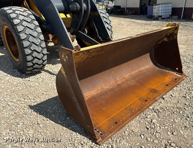 image for item DV4229 John Deere 444J wheel loader