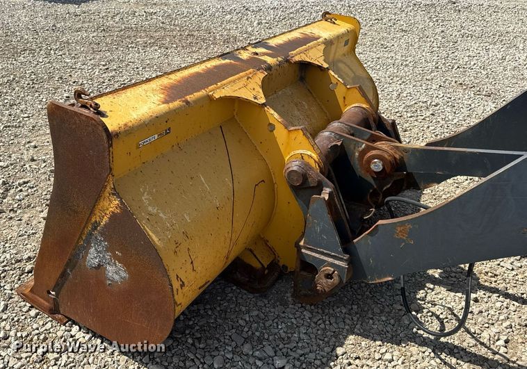 image for item DV4229 John Deere 444J wheel loader