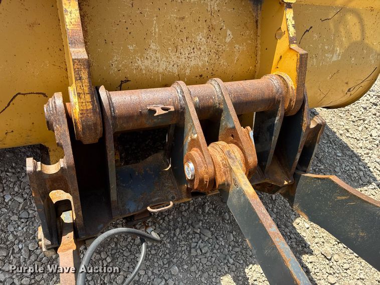 image for item DV4229 John Deere 444J wheel loader