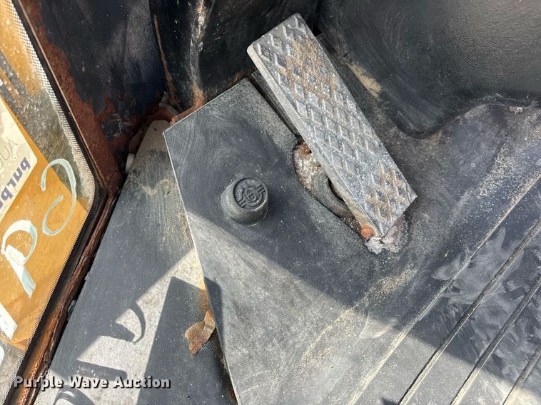 image for item DV4229 John Deere 444J wheel loader