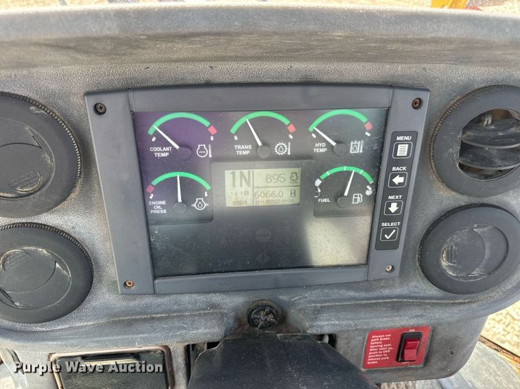 image for item DV4229 John Deere 444J wheel loader