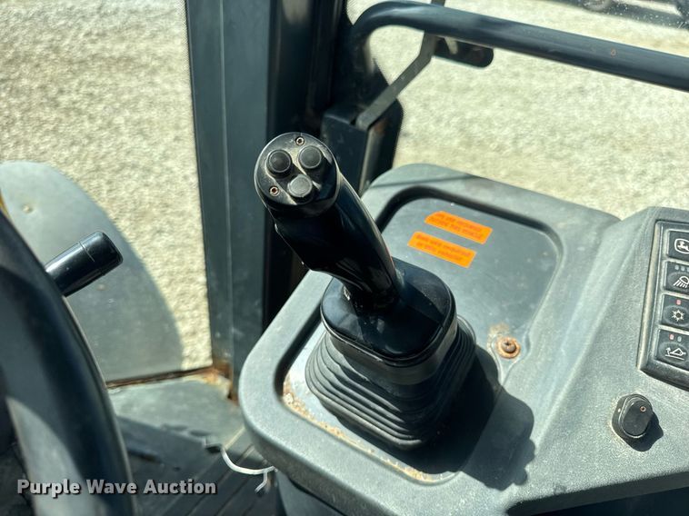 image for item DV4229 John Deere 444J wheel loader