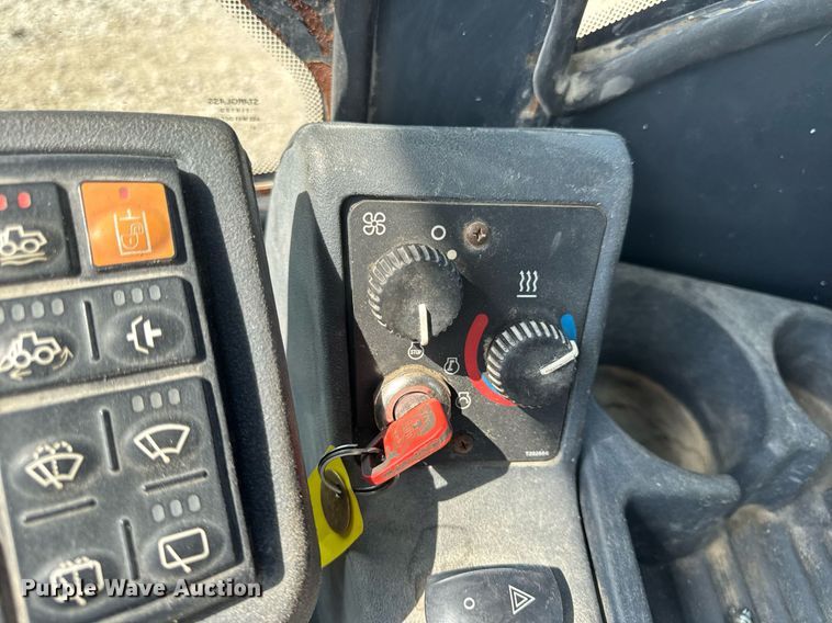 image for item DV4229 John Deere 444J wheel loader