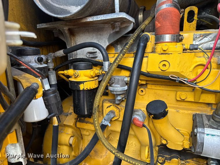 image for item DV4229 John Deere 444J wheel loader