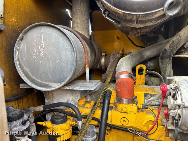 image for item DV4229 John Deere 444J wheel loader