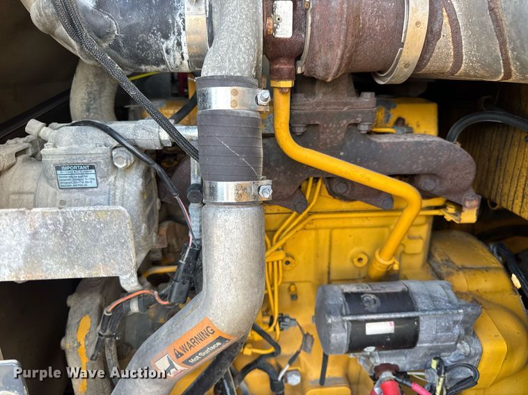 image for item DV4229 John Deere 444J wheel loader