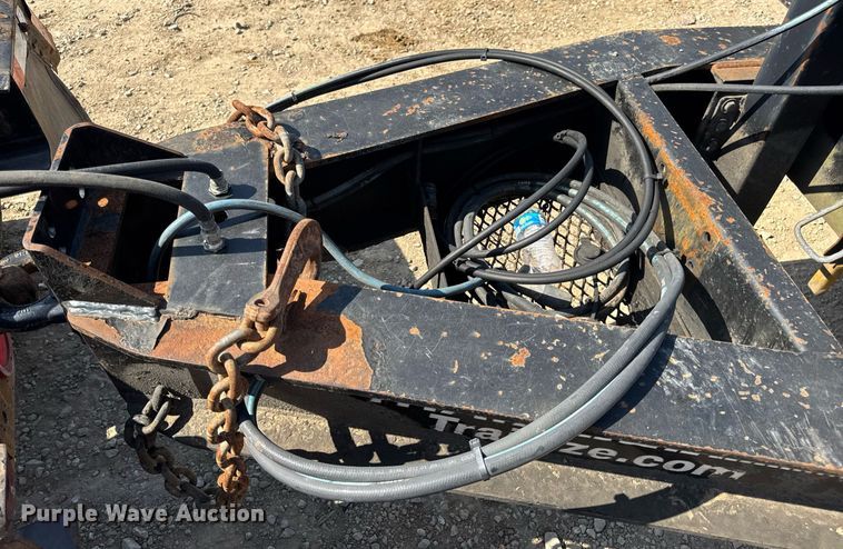 image for item DV4244 2015 Trail-Eze TE401 tilt deck equipment trailer