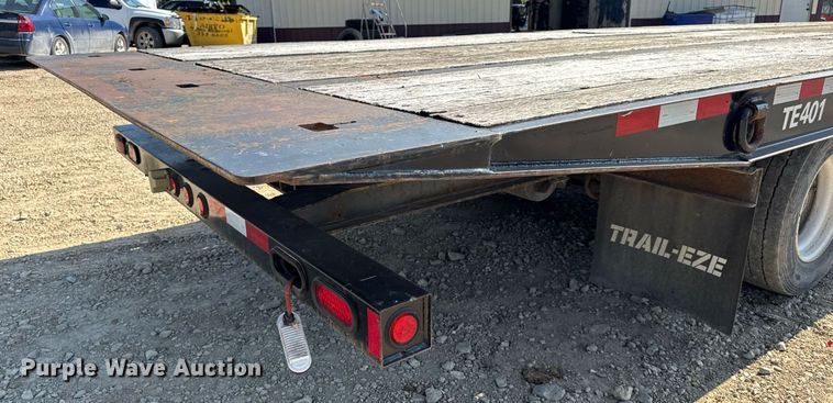 image for item DV4244 2015 Trail-Eze TE401 tilt deck equipment trailer