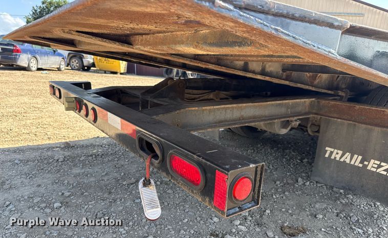 image for item DV4244 2015 Trail-Eze TE401 tilt deck equipment trailer
