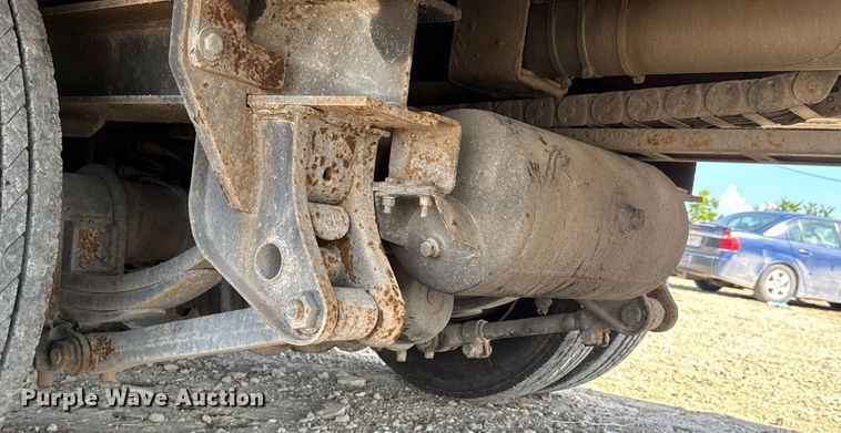 image for item DV4244 2015 Trail-Eze TE401 tilt deck equipment trailer