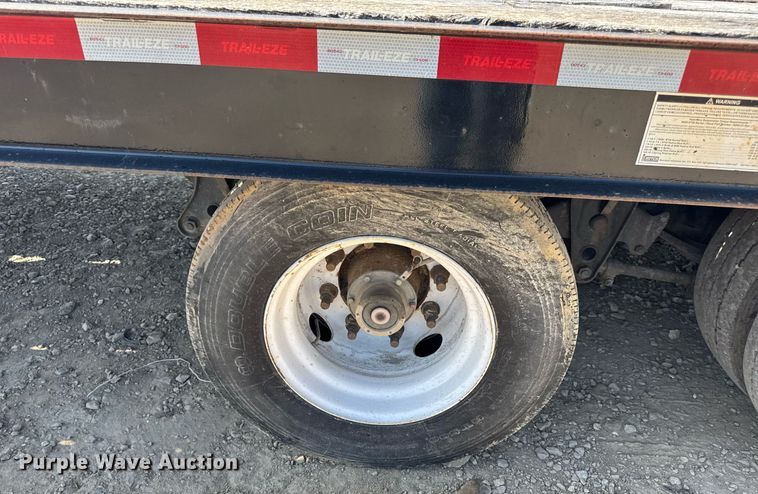 image for item DV4244 2015 Trail-Eze TE401 tilt deck equipment trailer