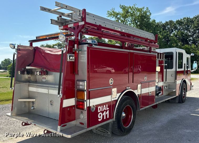 image for item DV4246 1992 Pierce pumper fire truck