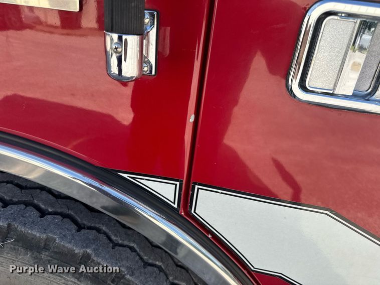 image for item DV4246 1992 Pierce pumper fire truck