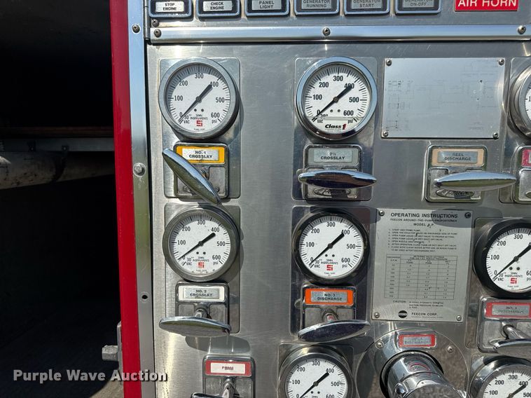 image for item DV4246 1992 Pierce pumper fire truck