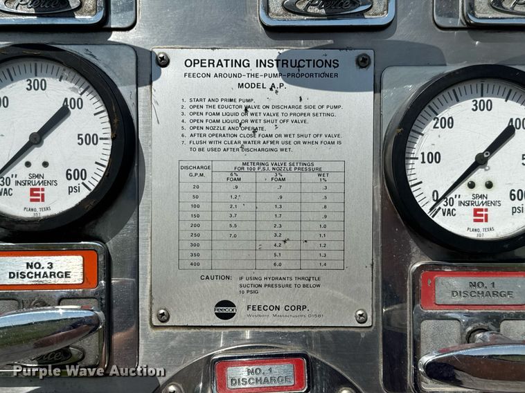 image for item DV4246 1992 Pierce pumper fire truck