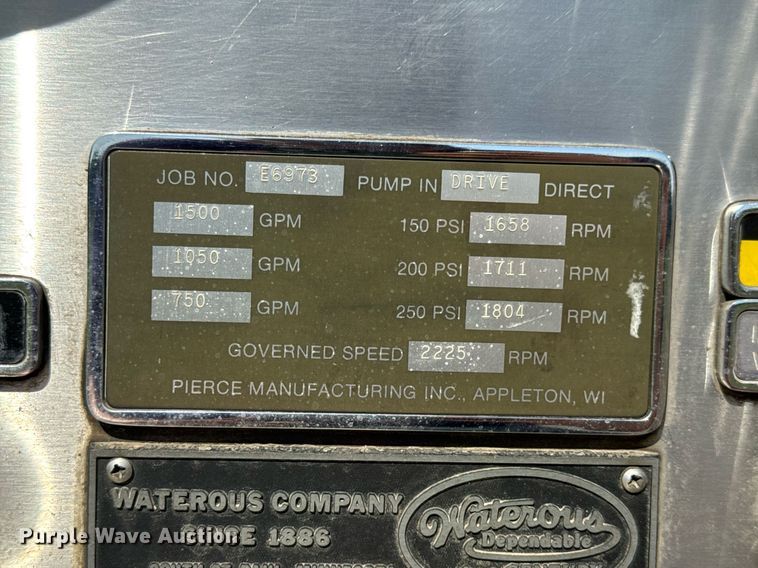 image for item DV4246 1992 Pierce pumper fire truck