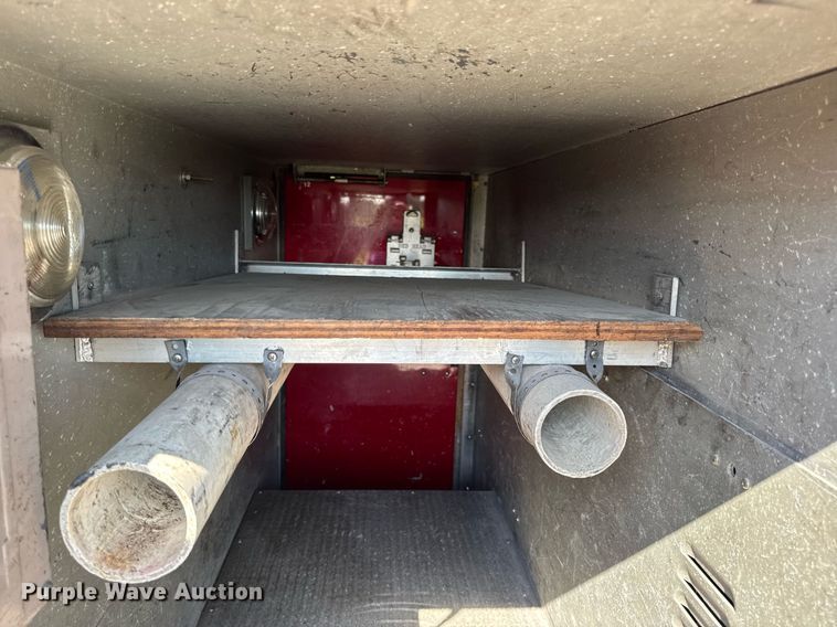 image for item DV4246 1992 Pierce pumper fire truck