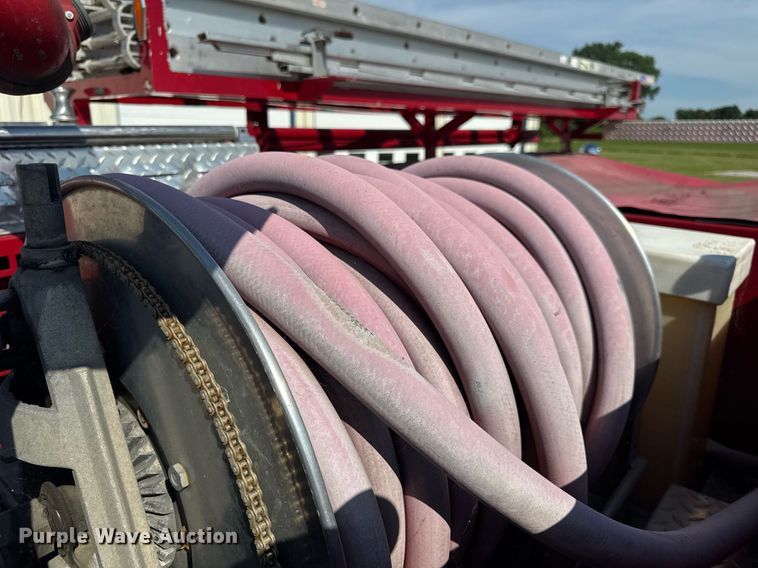 image for item DV4246 1992 Pierce pumper fire truck