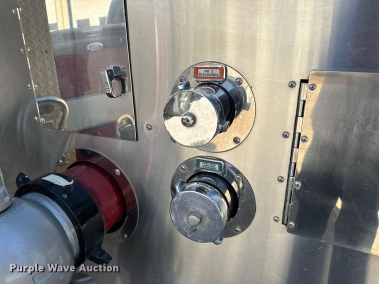 image for item DV4246 1992 Pierce pumper fire truck