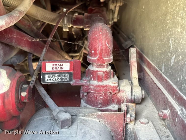 image for item DV4246 1992 Pierce pumper fire truck