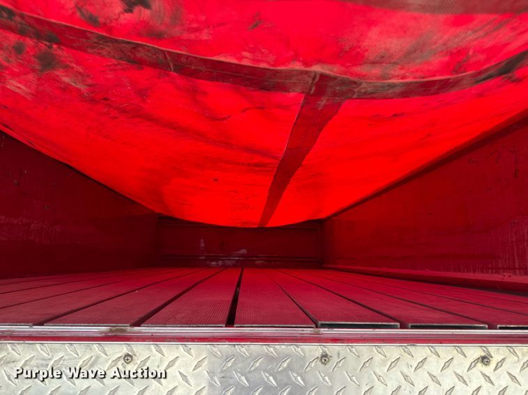 image for item DV4246 1992 Pierce pumper fire truck